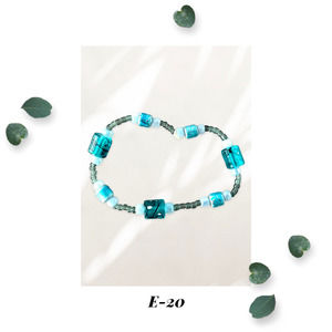 Blue Glass Splatter Beaded Stretch Bracelet